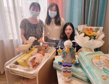 六一慰問女職工，傳遞莞慧充企業(yè)溫情